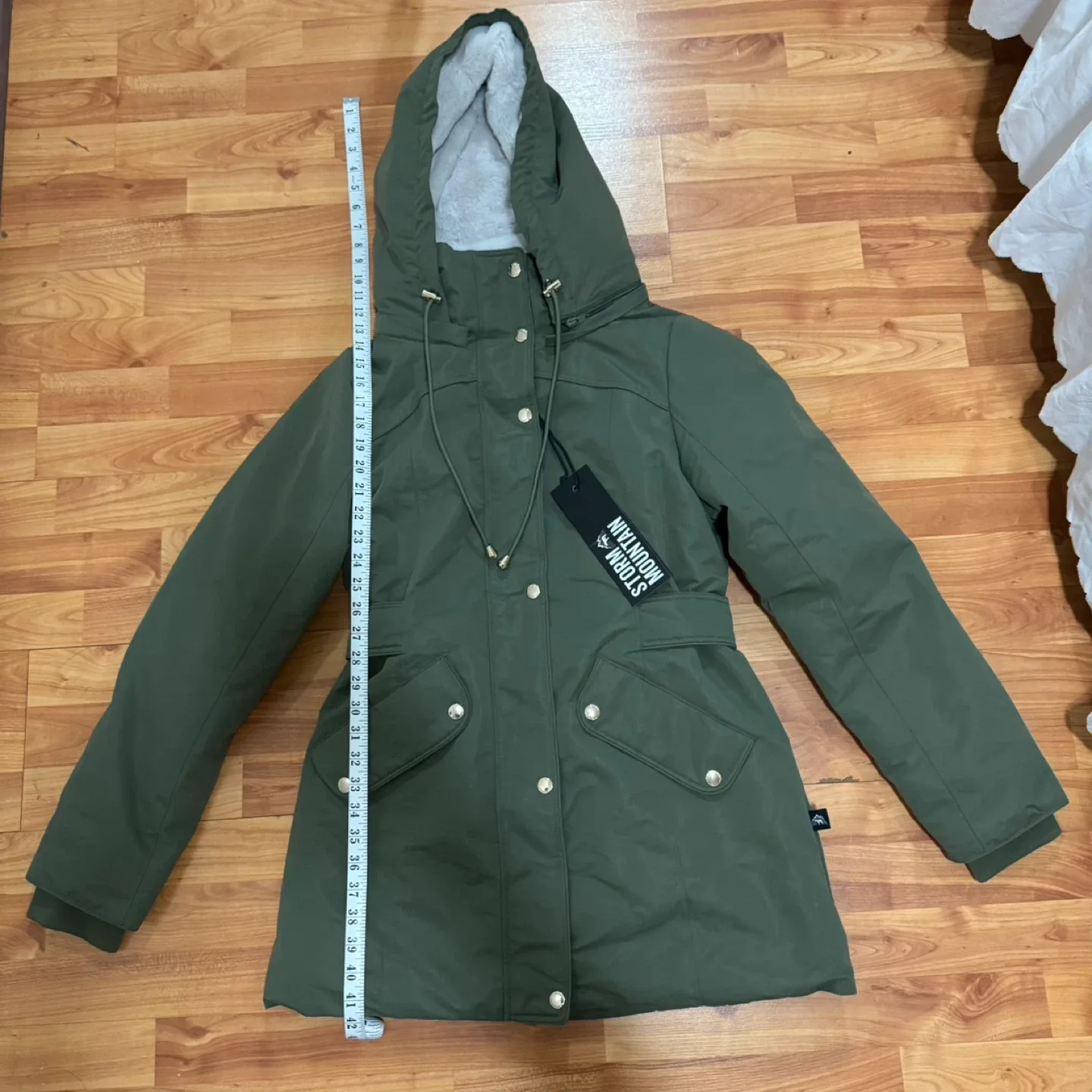 BNWT Winter Coat image indicator(4)