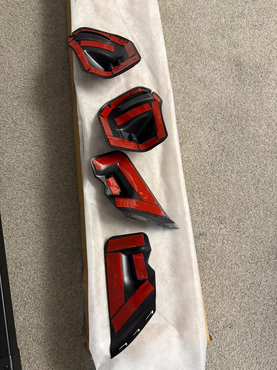 2020-2023 Tesla Model Y Cargo Cover image indicator(6)