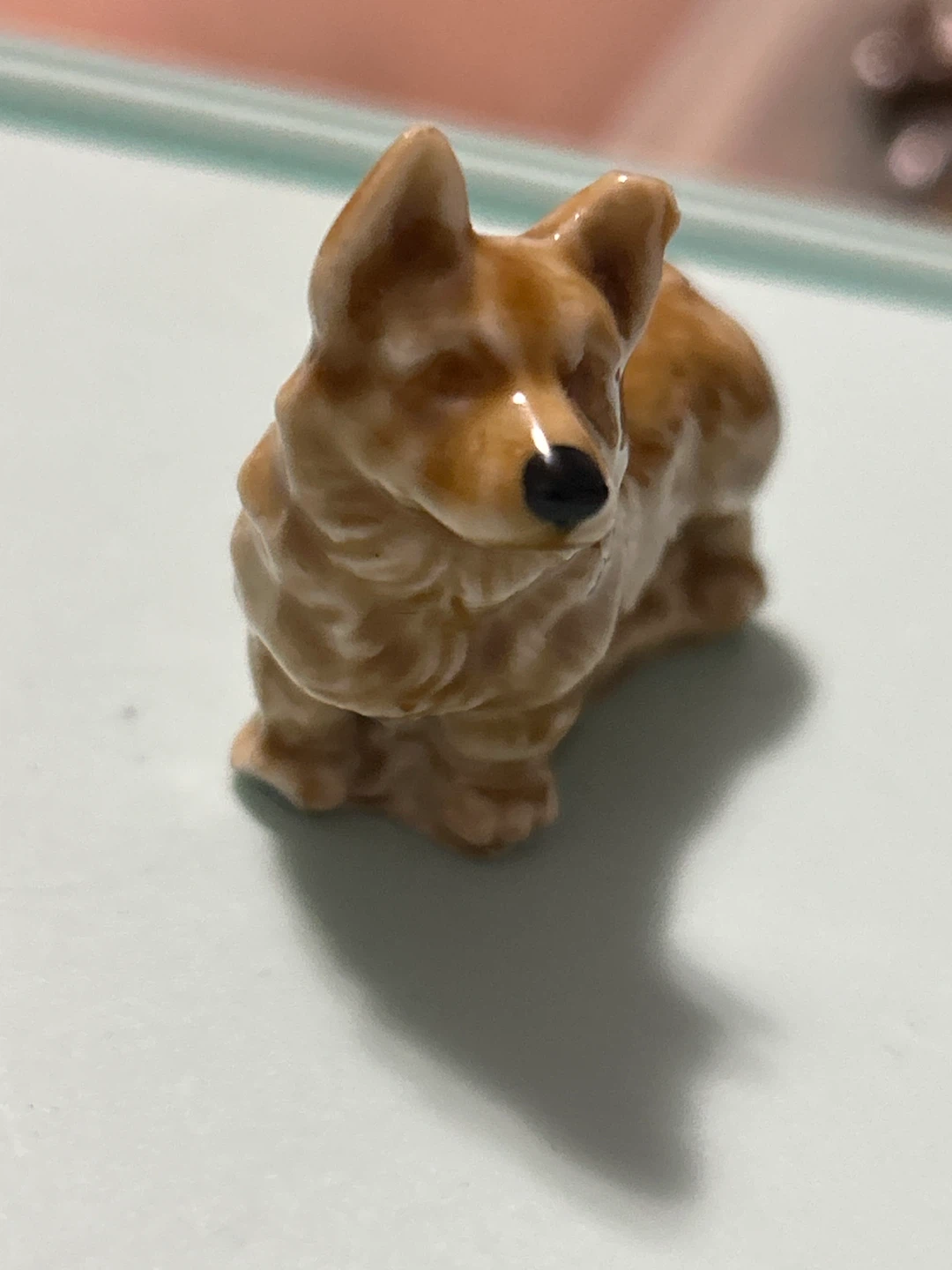 Wade Whimsies Corgi dog figurine Queen a Elizabeth Dog