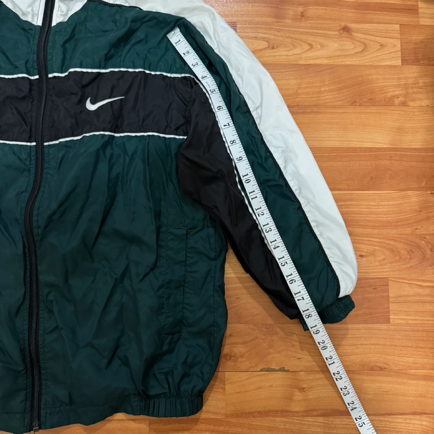 Nike Windbreaker Jacket - photo 3