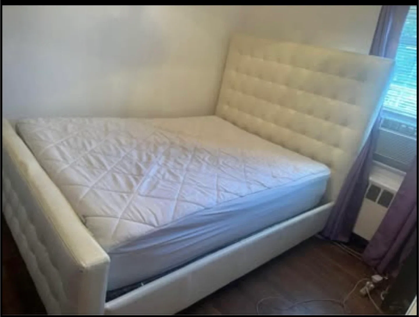 Z-Gallerie White Queen size headboard with mattress image indicator(2)