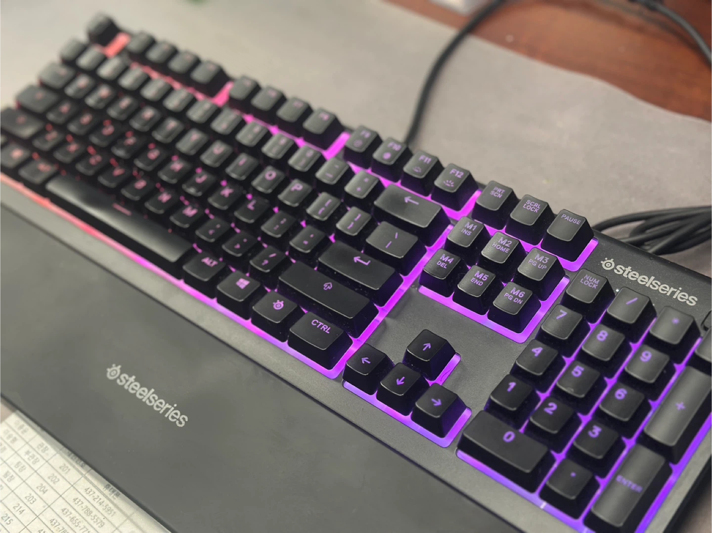 SteelSeries Apex 3 RGB Gaming Keyboard - Like New! - photo 2