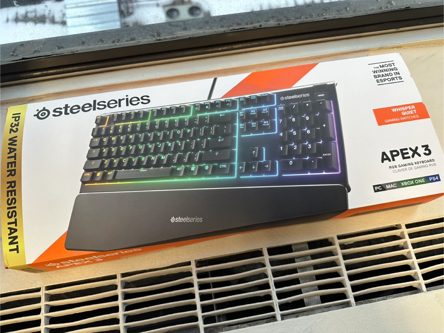 SteelSeries Apex 3 RGB Gaming Keyboard - Like New!