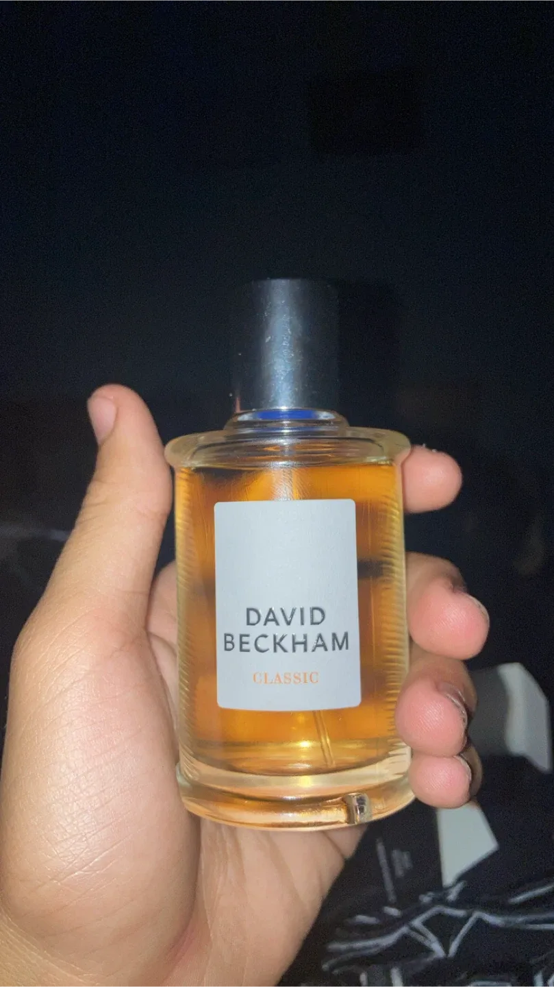 David Beckham Classic Eau de Toilette 50mL image indicator(2)