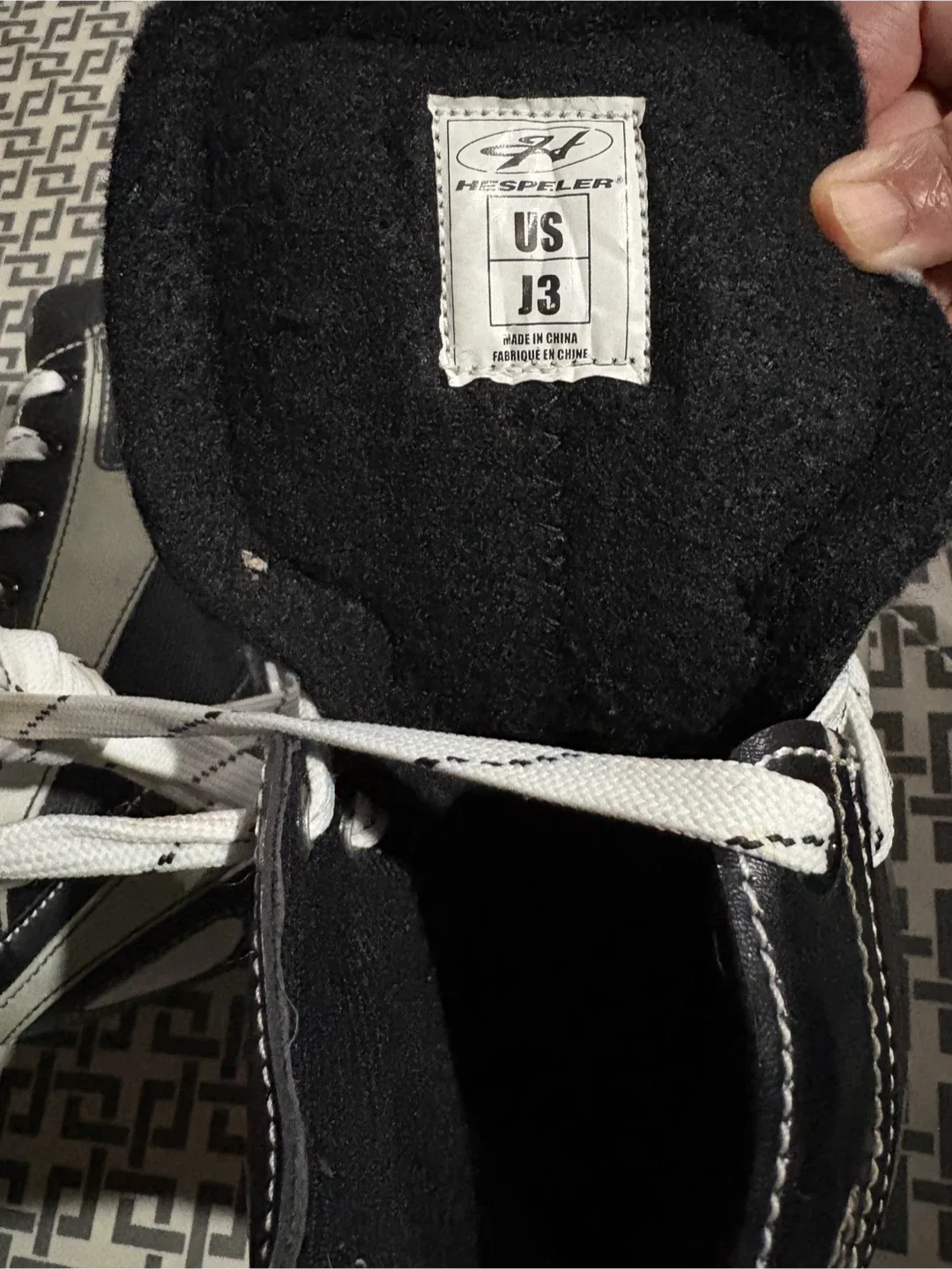 Hespeler Rogue Junior Size 3 Hockey Skates image indicator(4)