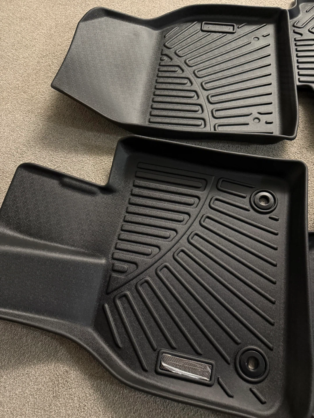 2023-2025 Toyota BZ4X Premium Floor Mats + Cargo Liner - photo 4