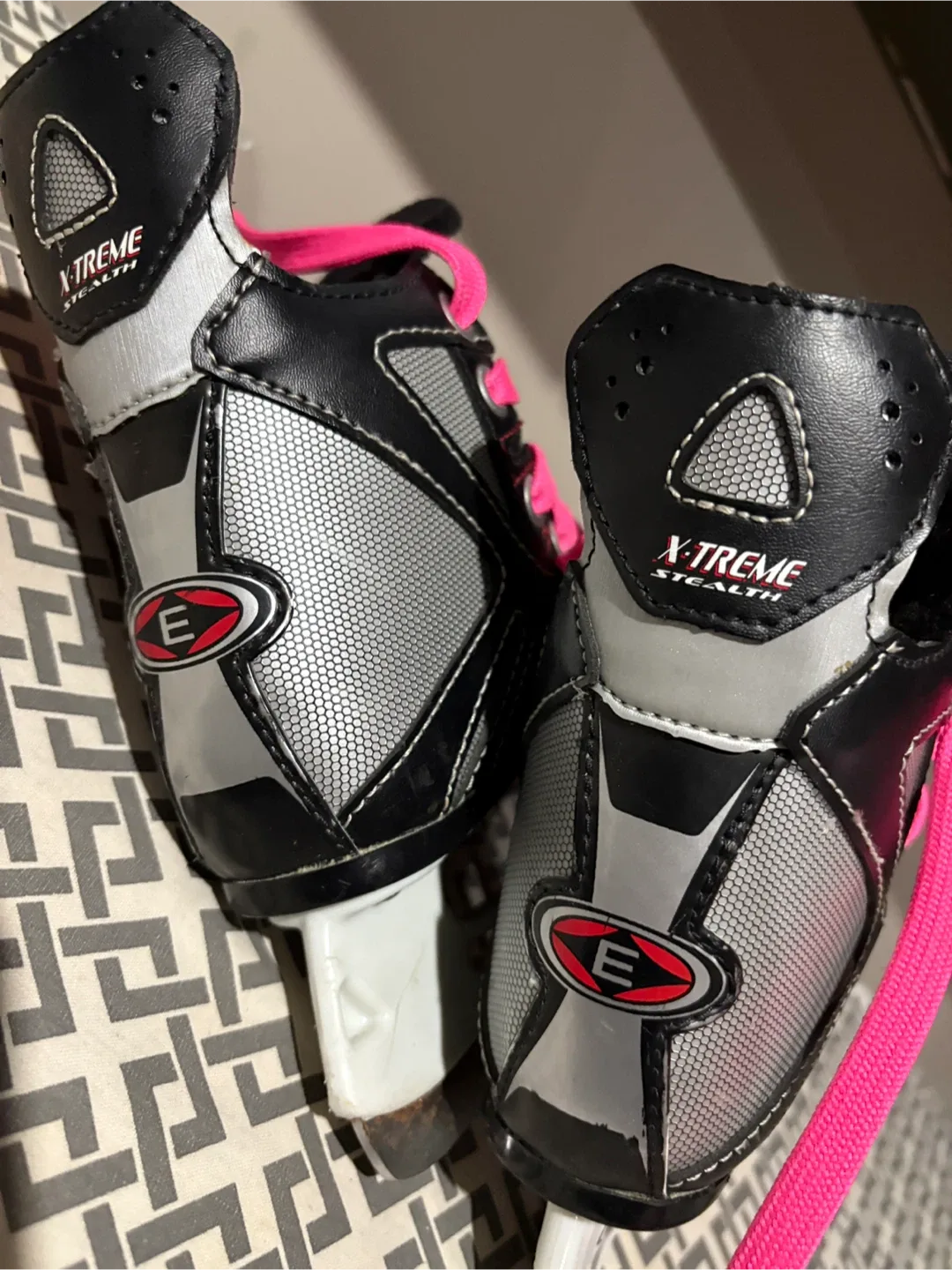 Easton X-Treme Stealth Youth Ice Skates - Size Y11 image indicator(4)