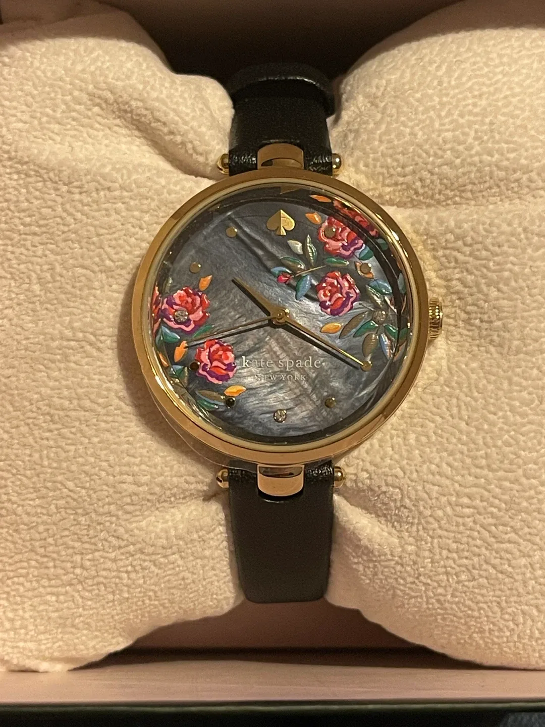 Kate Spade Holland Rose Bush Black Leather Strap Watch image indicator(7)