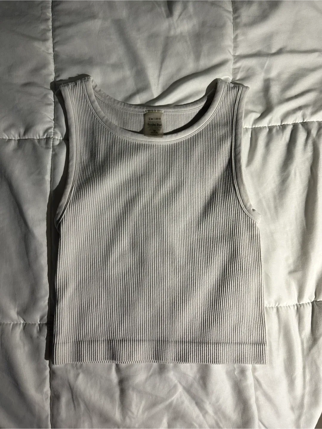 Aritzia White Ribbed Tank Top - Size M