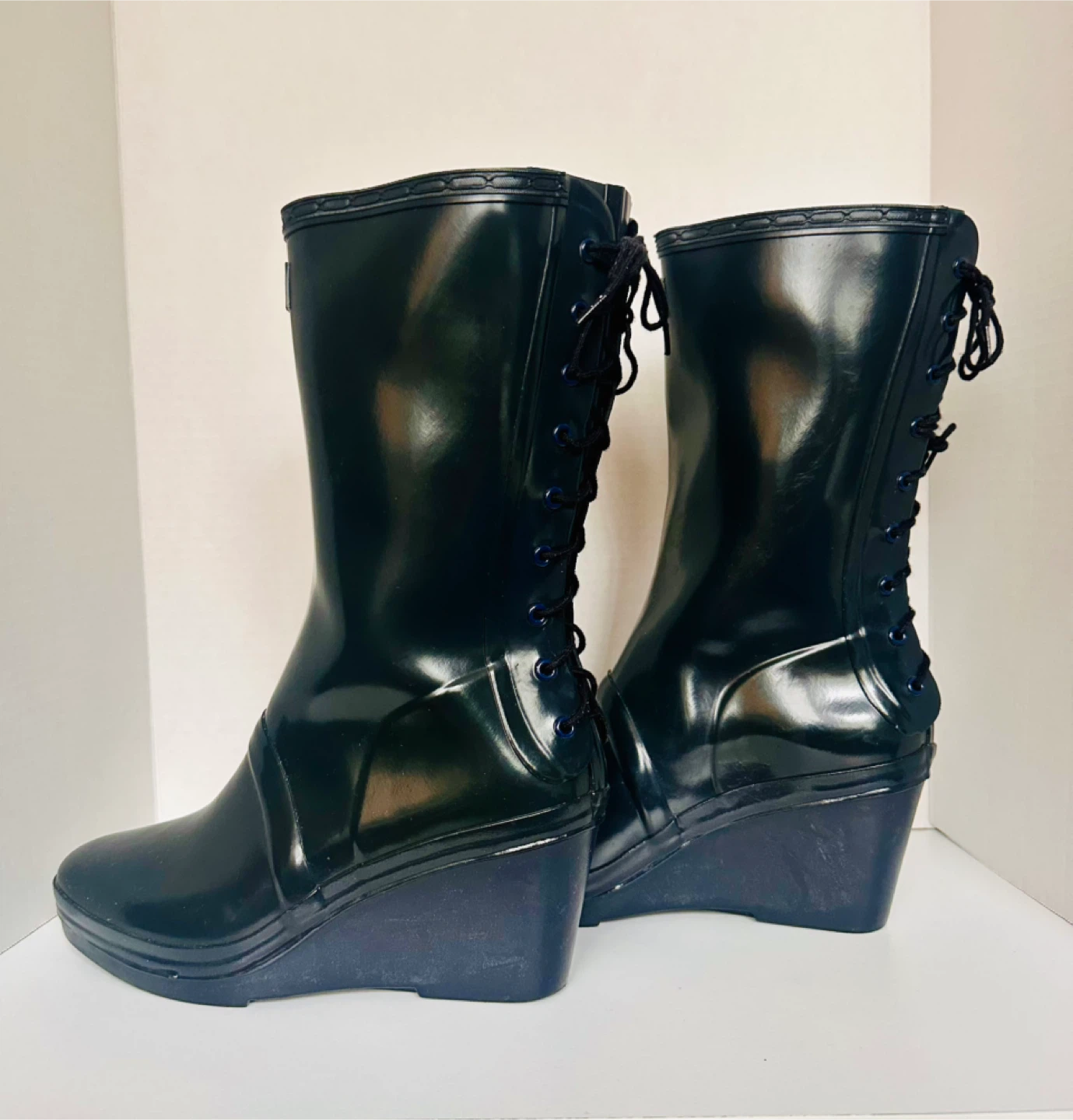 Hunter Black Wedge Rain Boots - photo 3