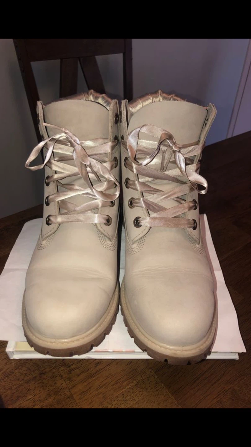 Women’s Timberland Boots- size 10 - photo 4