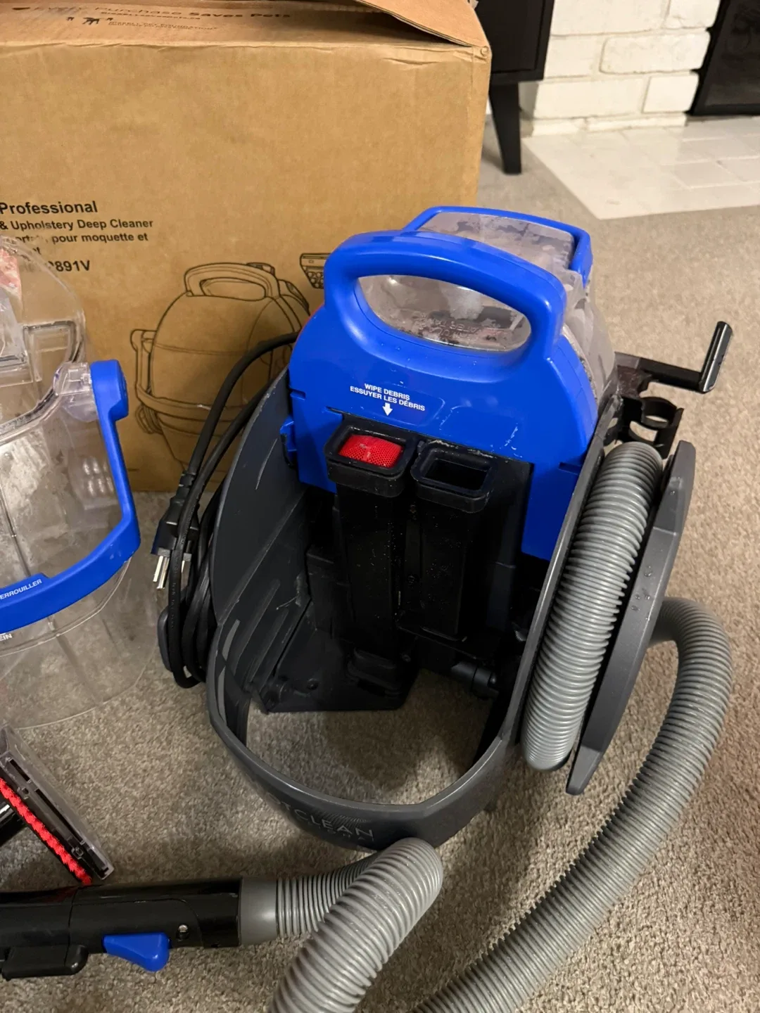 LIKE NEW Bissell Upholstery Spot Cleaner image indicator(3)