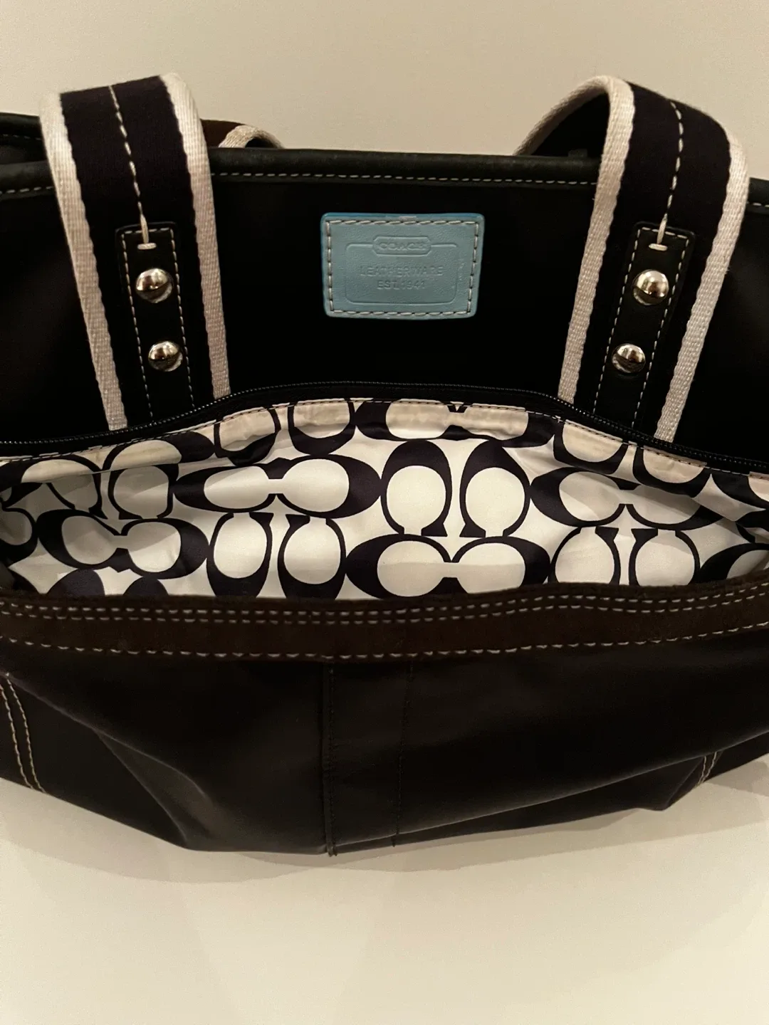 Coach Black Tote Bag image indicator(4)