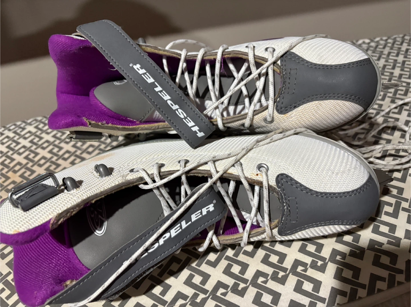 Hespeler Ice Skates - Size 7 Women - photo 5