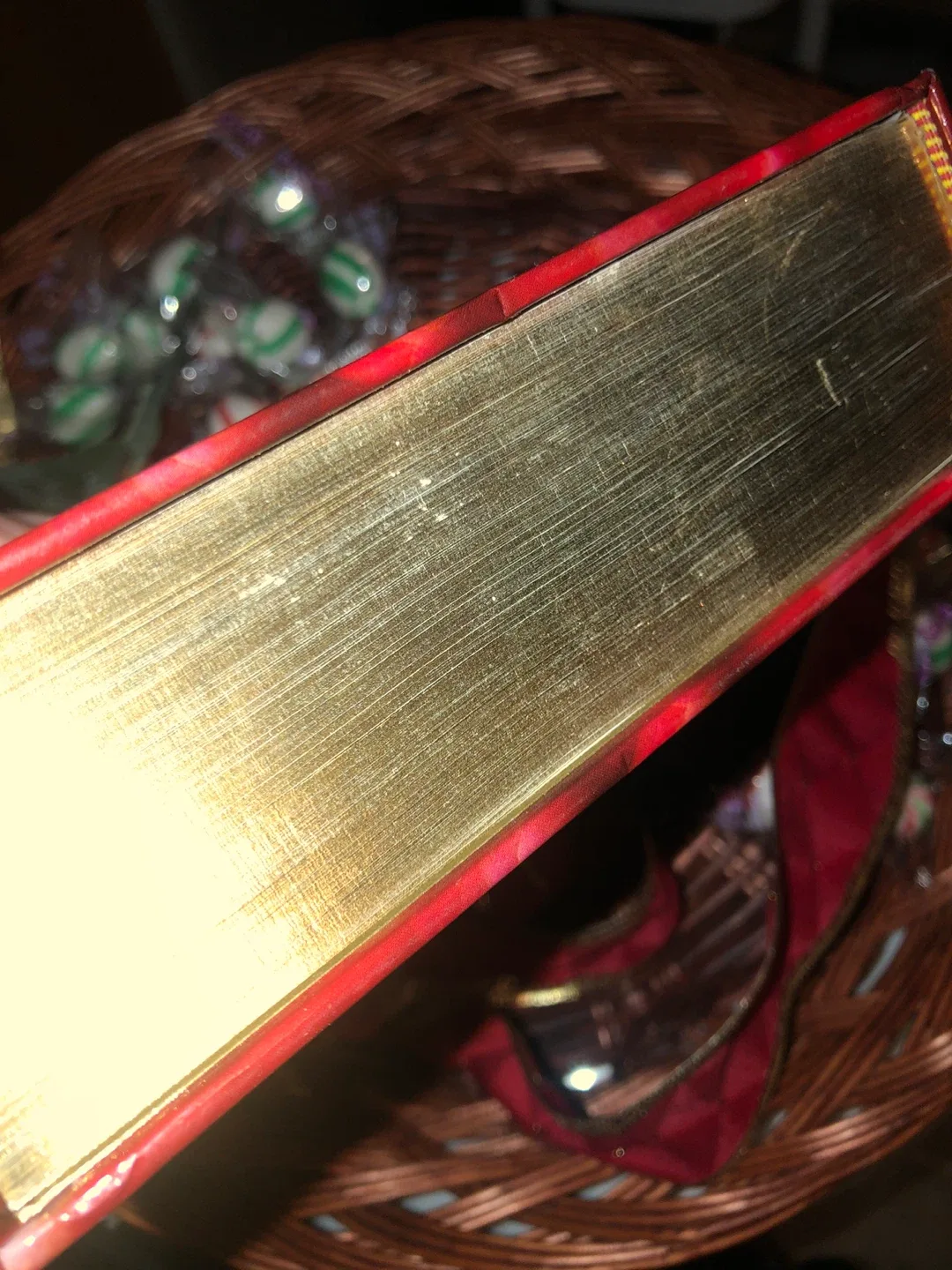 🎄 Baking Gift Basket: Huge Book, Cutters, Spatulas image indicator(6)