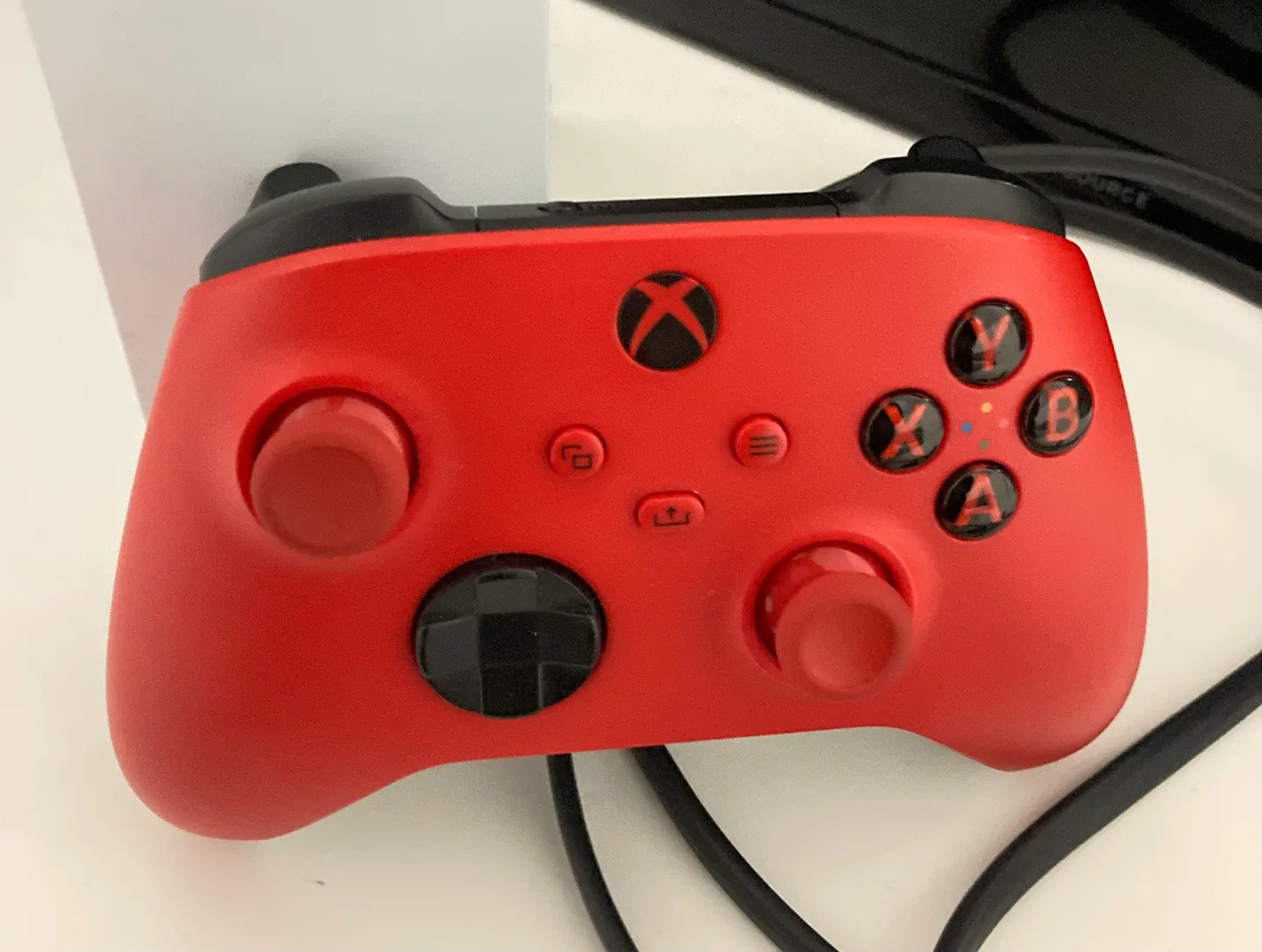 Xbox Series S Console with Red Controller image indicator(4)