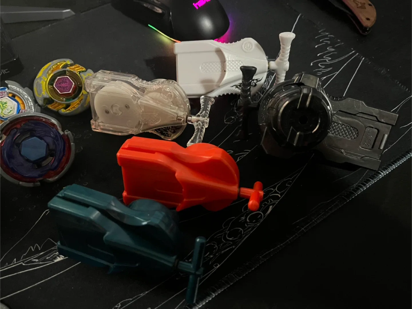 Beyblade Lot - Various Colours image indicator(6)