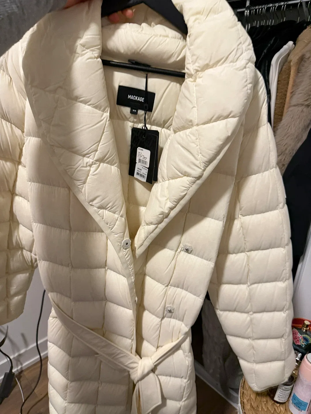 Mackage Allegra Cream Puffer Coat - Size M image indicator(2)