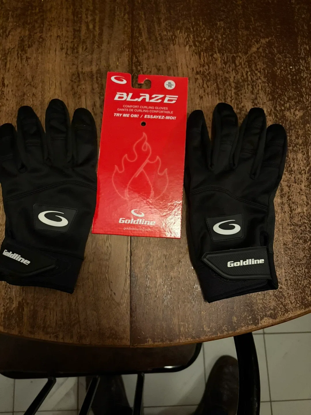 Goldline Blaze XL Curling Gloves image indicator(3)