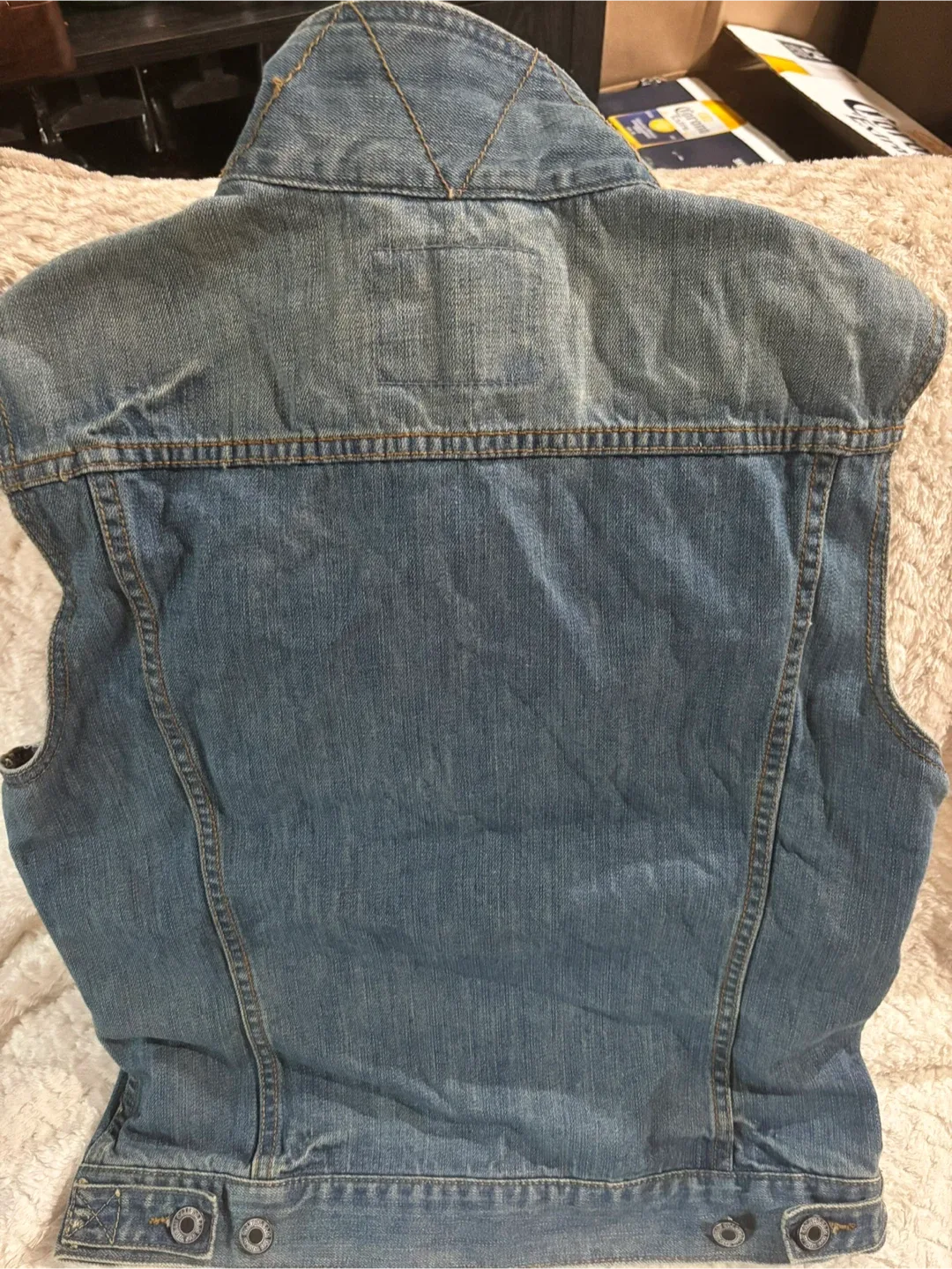 WHO.A.U American Vintage Denim Vest - Size L image indicator(3)