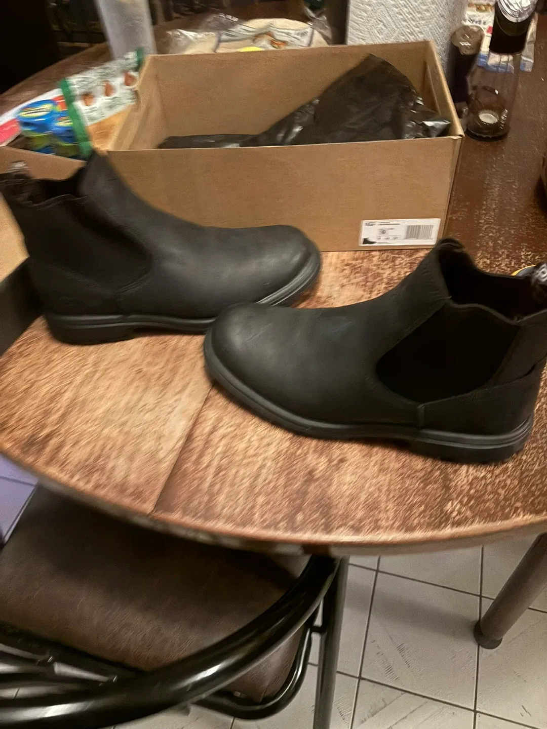UGG Biltmore Chelsea Boots - Black, Size 9M image indicator(3)