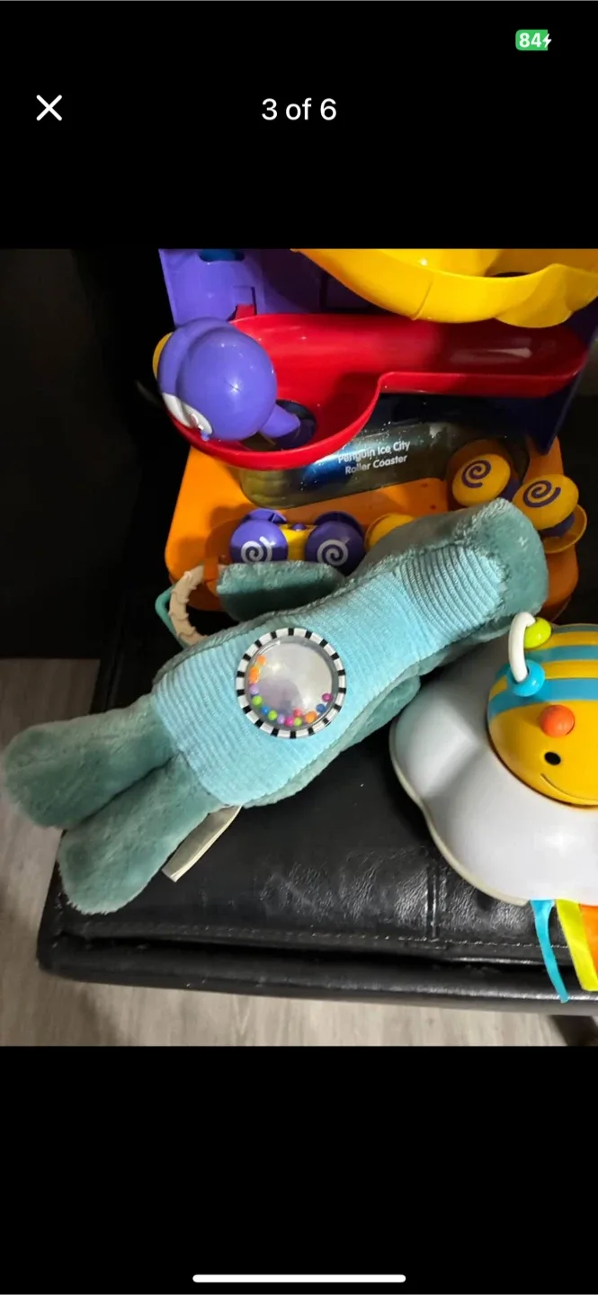 Vtech Drop & Go Dump Truck + Toys image indicator(3)