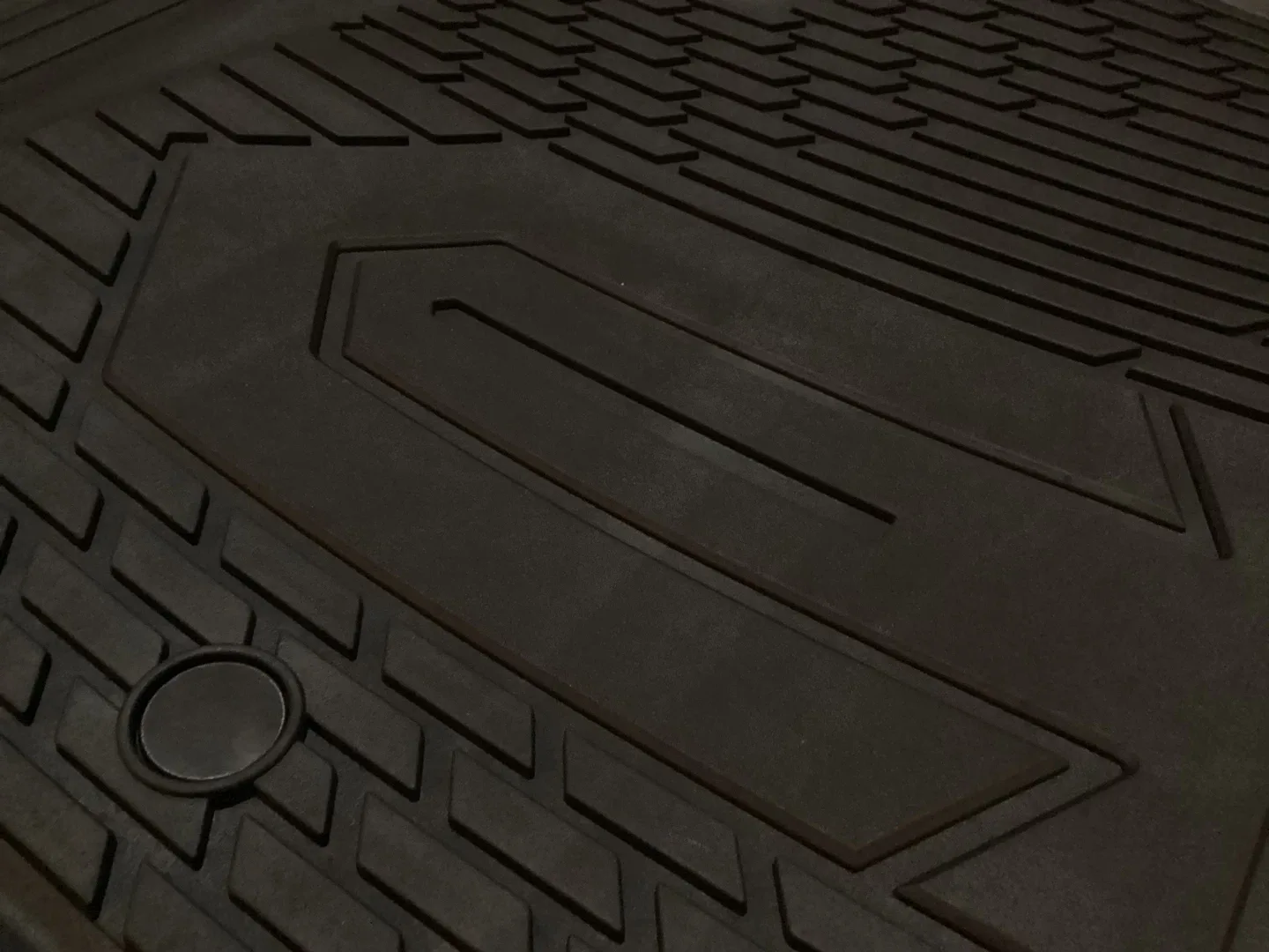 All Weather Floor Mats for Chevy Silverado/GMC Sierra image indicator(4)