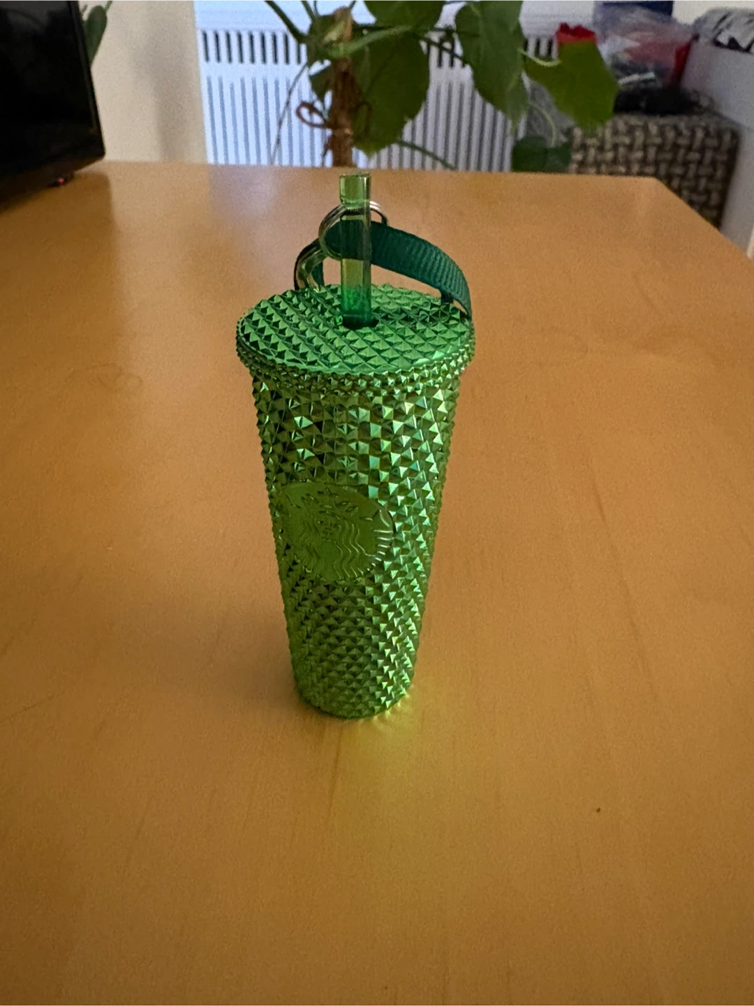 Starbucks Green Studded Tumbler Key chain