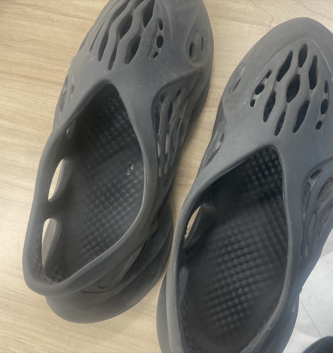 Adidas Yeezy Foam Runner Size 11