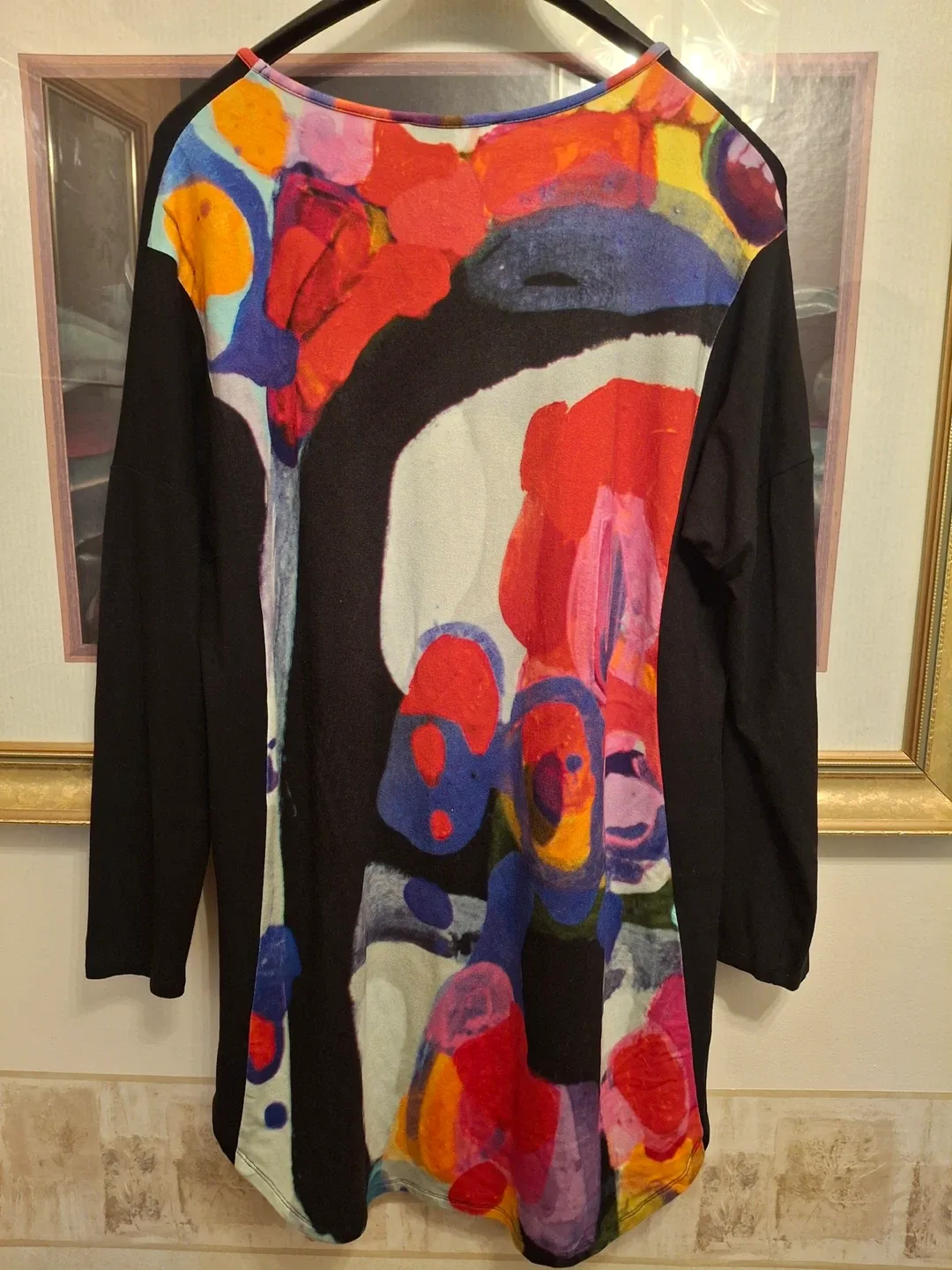 Claire Desjardins top - Size M image indicator(2)