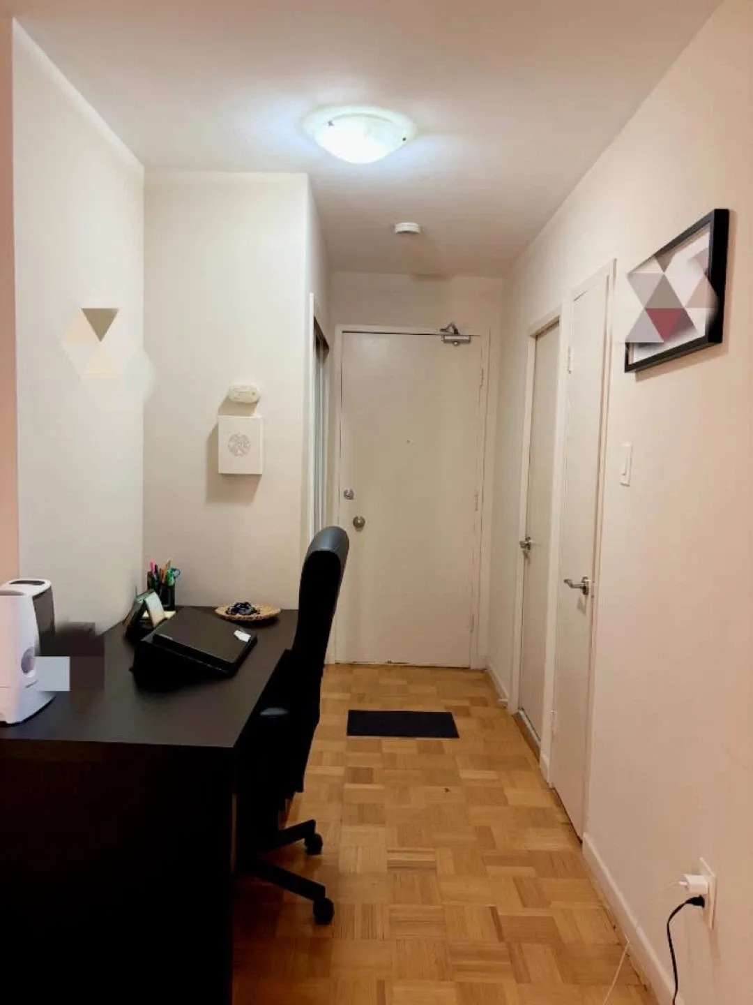 Studio sublet in Mid town Toronto image indicator(5)