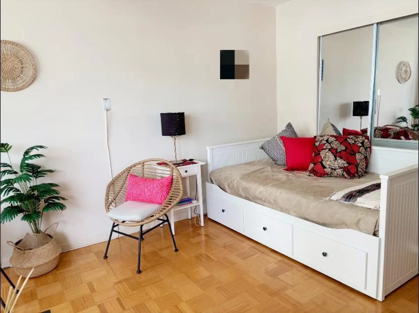 Studio sublet in Mid town Toronto image indicator(4)