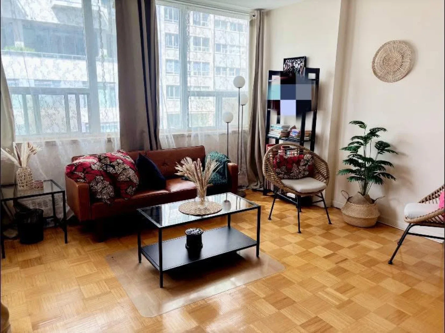 Studio sublet in Mid town Toronto image indicator(3)