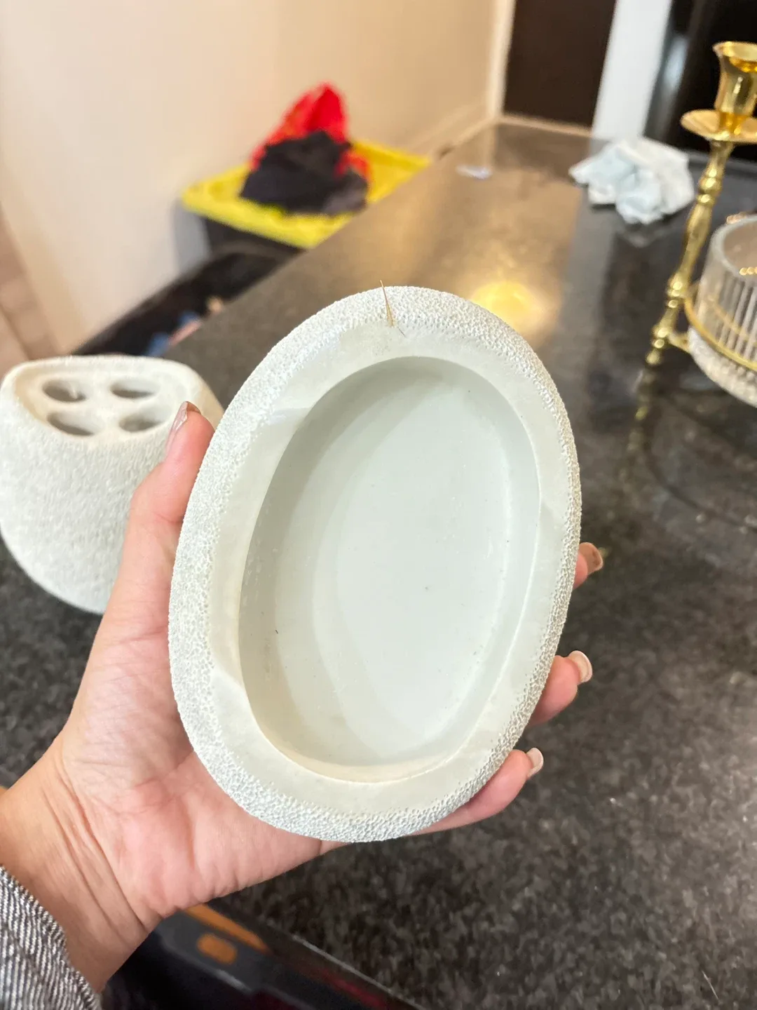 Bathroom Toothbrush Holder and Soap Dish Set image indicator(4)