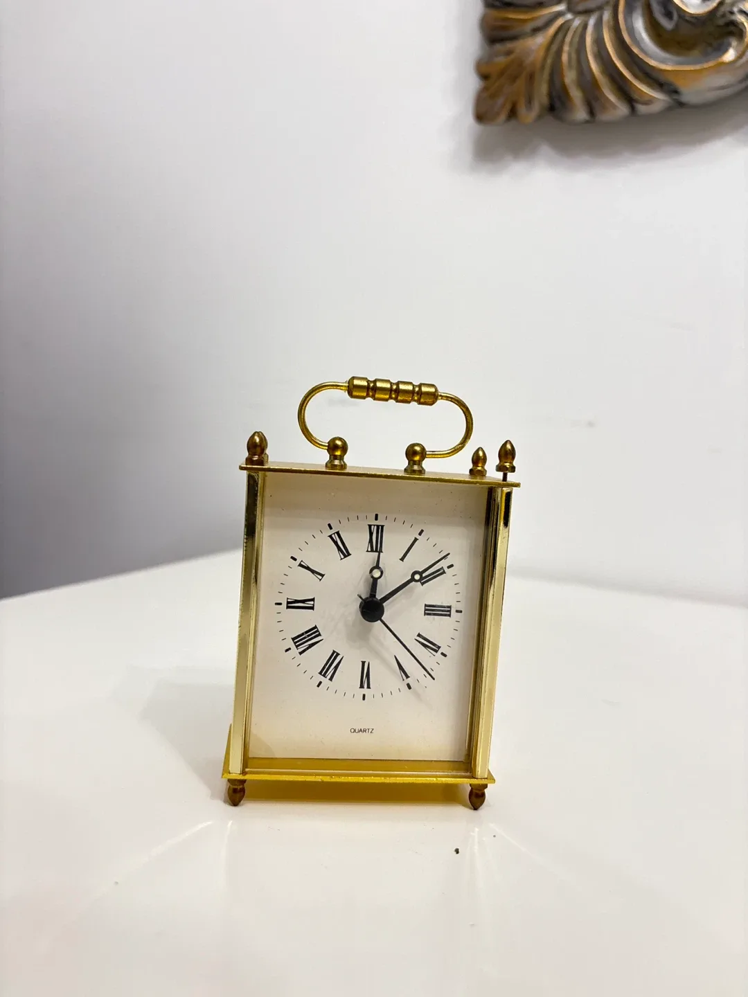Vintage Quartz Carriage Clock - Gold Finish image indicator(2)