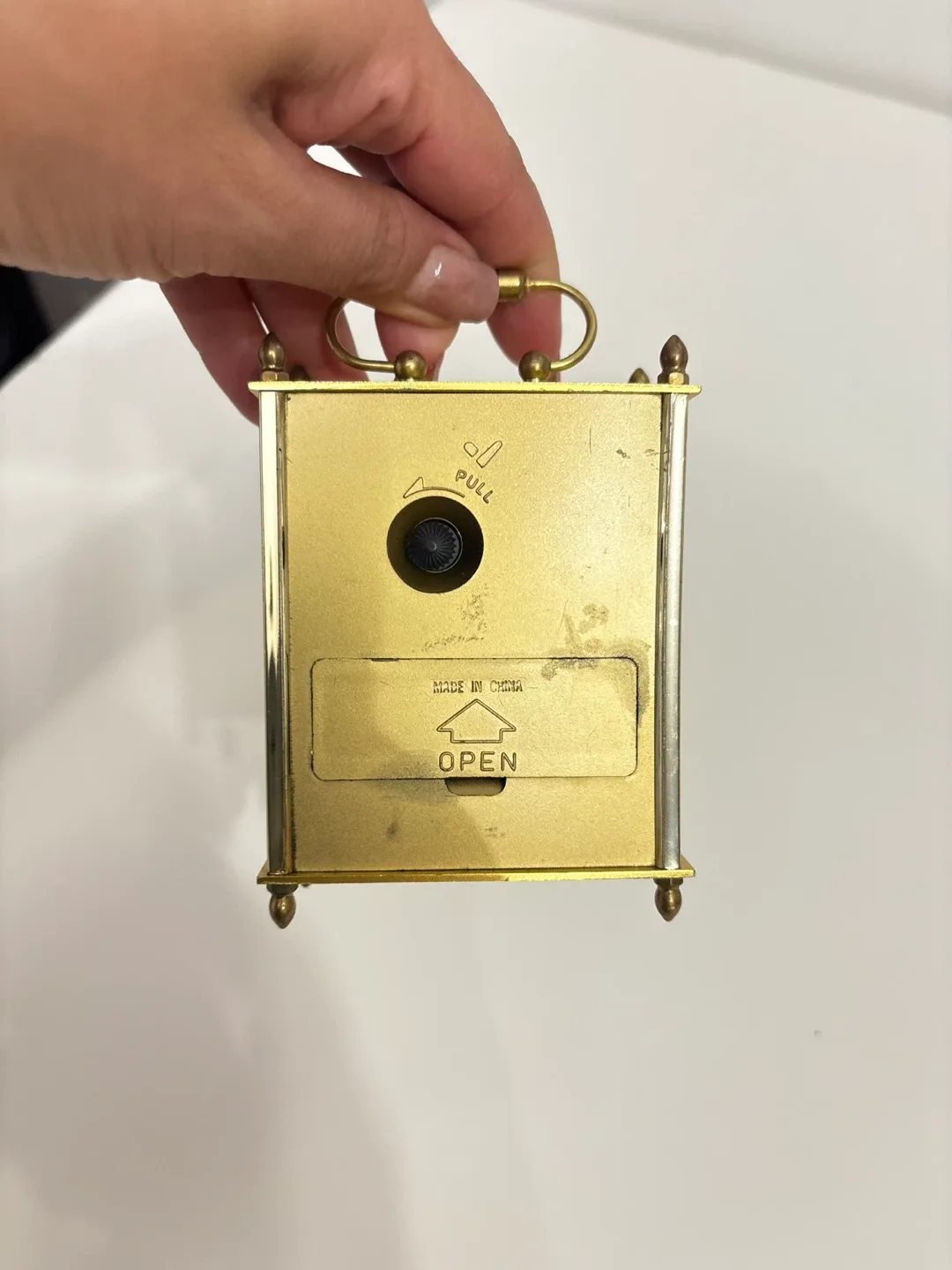 Vintage Quartz Carriage Clock - Gold Finish image indicator(5)