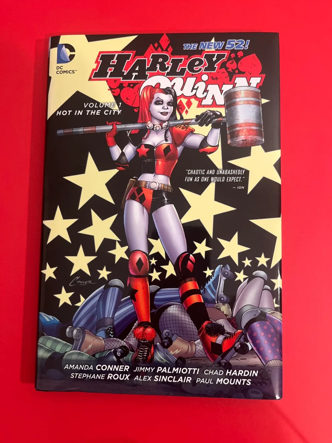 Harley Quinn Vol. 1: Hot in the City (The New 52!) thumbnail