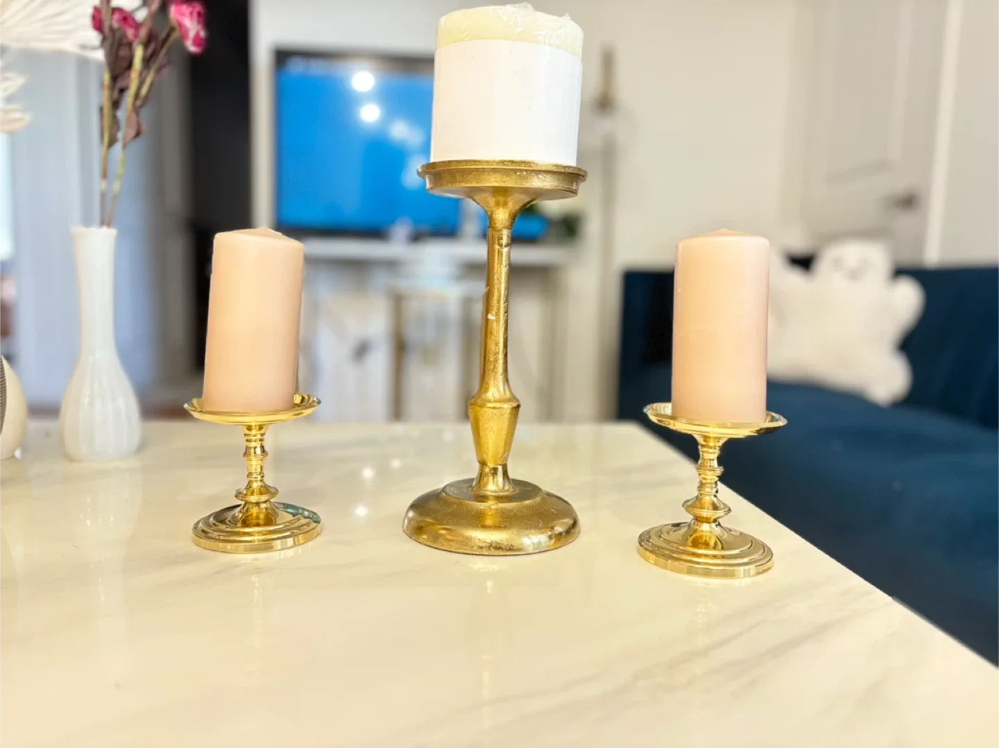 Gold Candle Holders (Set of 3) image indicator(3)