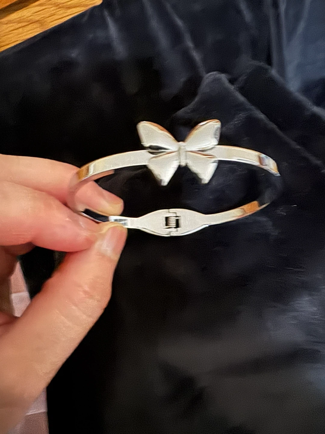 Stainless Steel Bow Bangle Bracelet - photo 2
