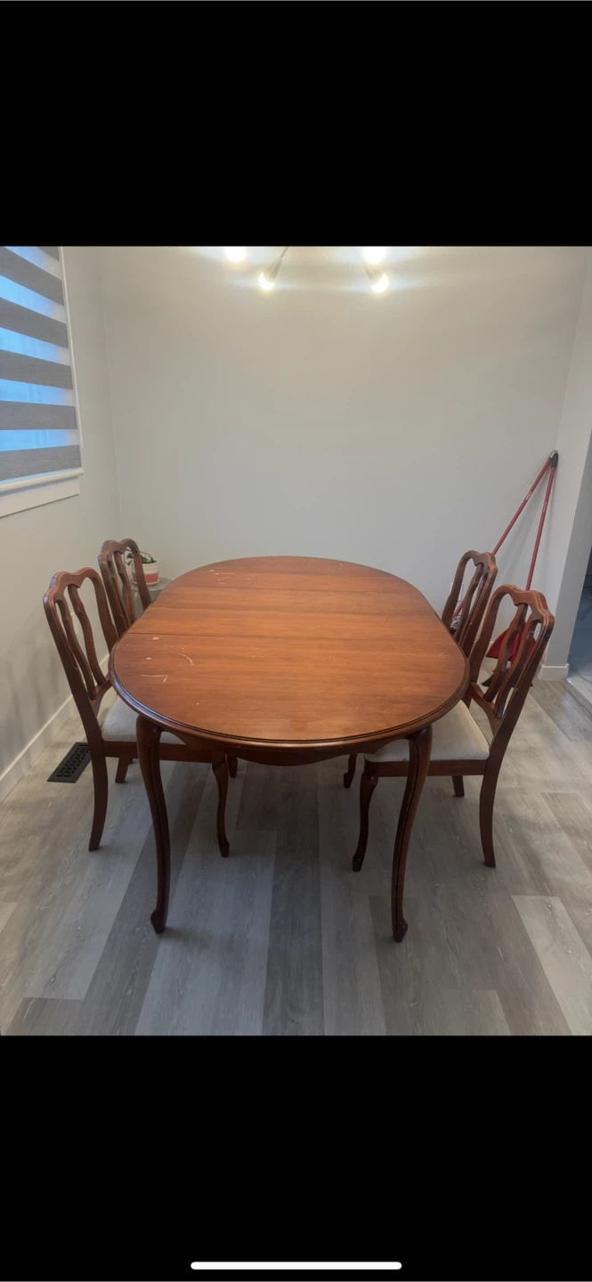 Oval Wooden Dining Table with 4 Chairs - photo 3