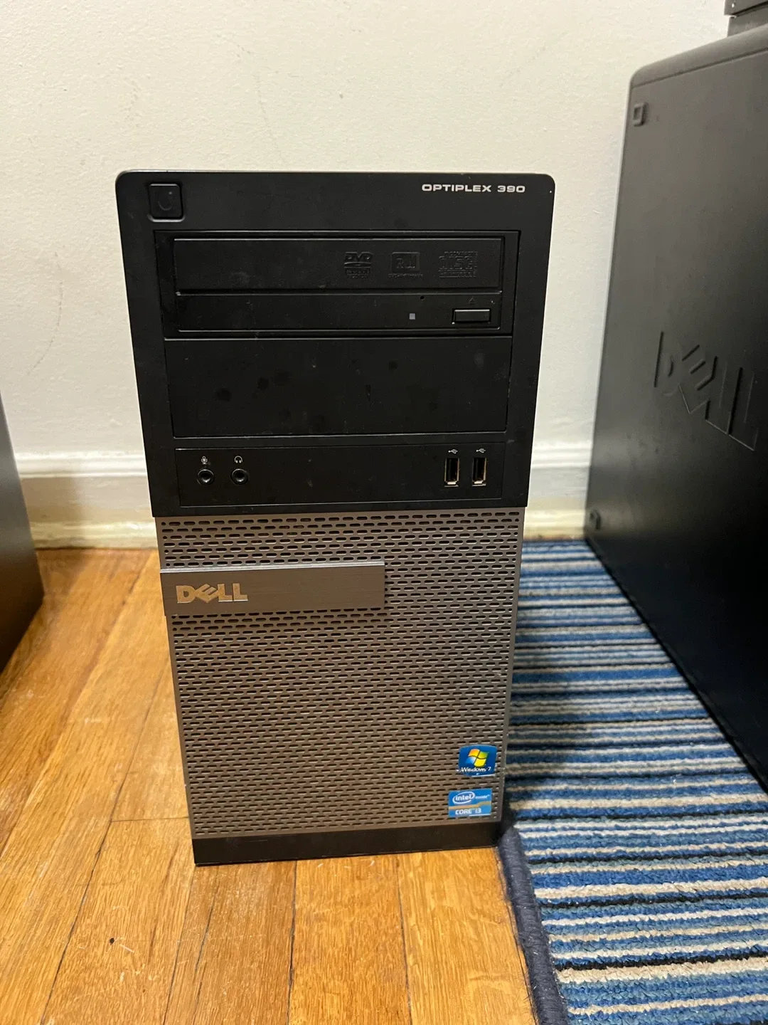 Dell OptiPlex 380 Desktop PC i3
