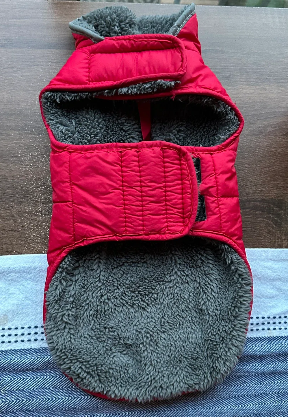 Xs Red Dog Puffer Jacket image indicator(2)