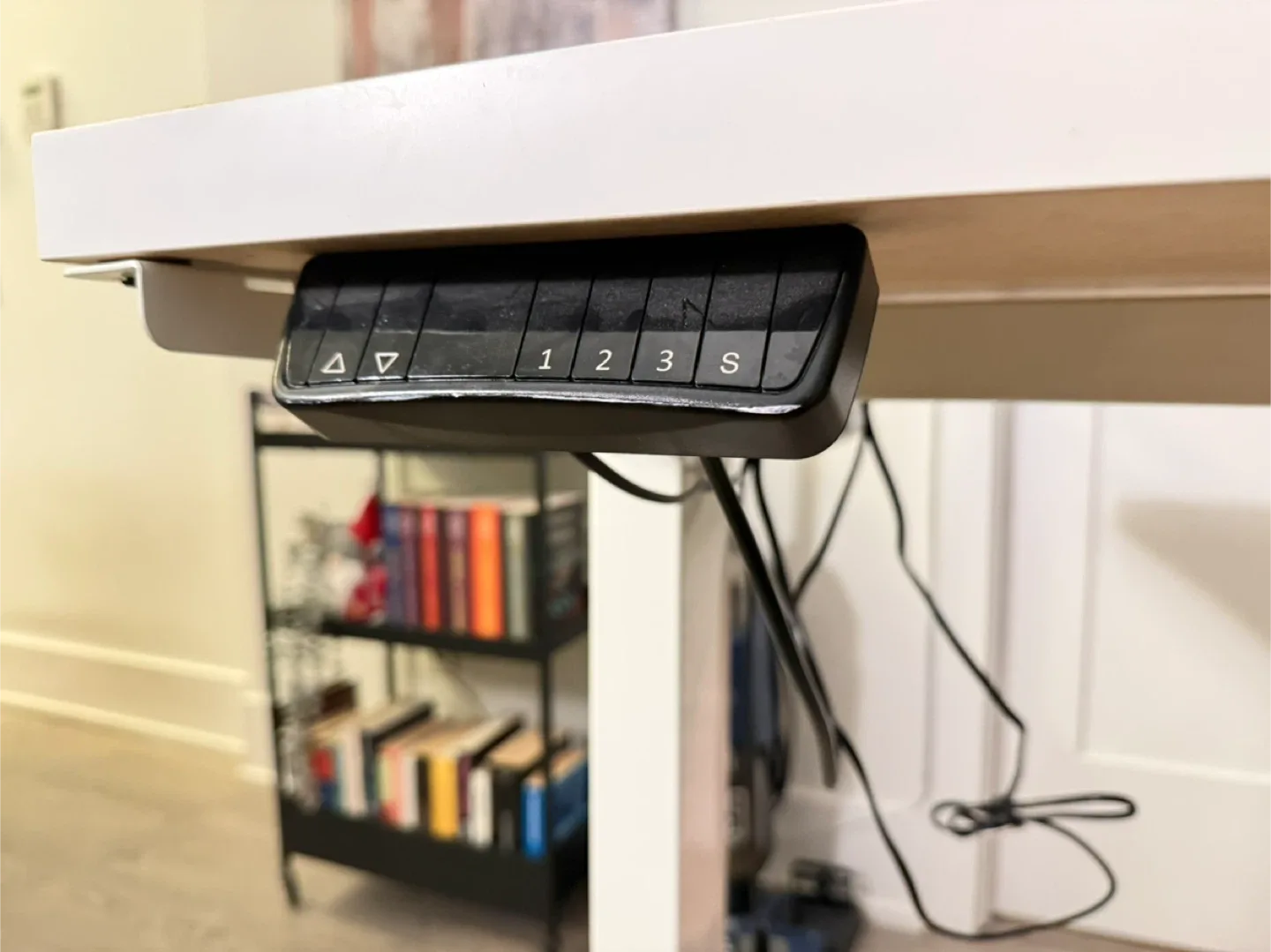 VIVO White Standing Desk image indicator(3)
