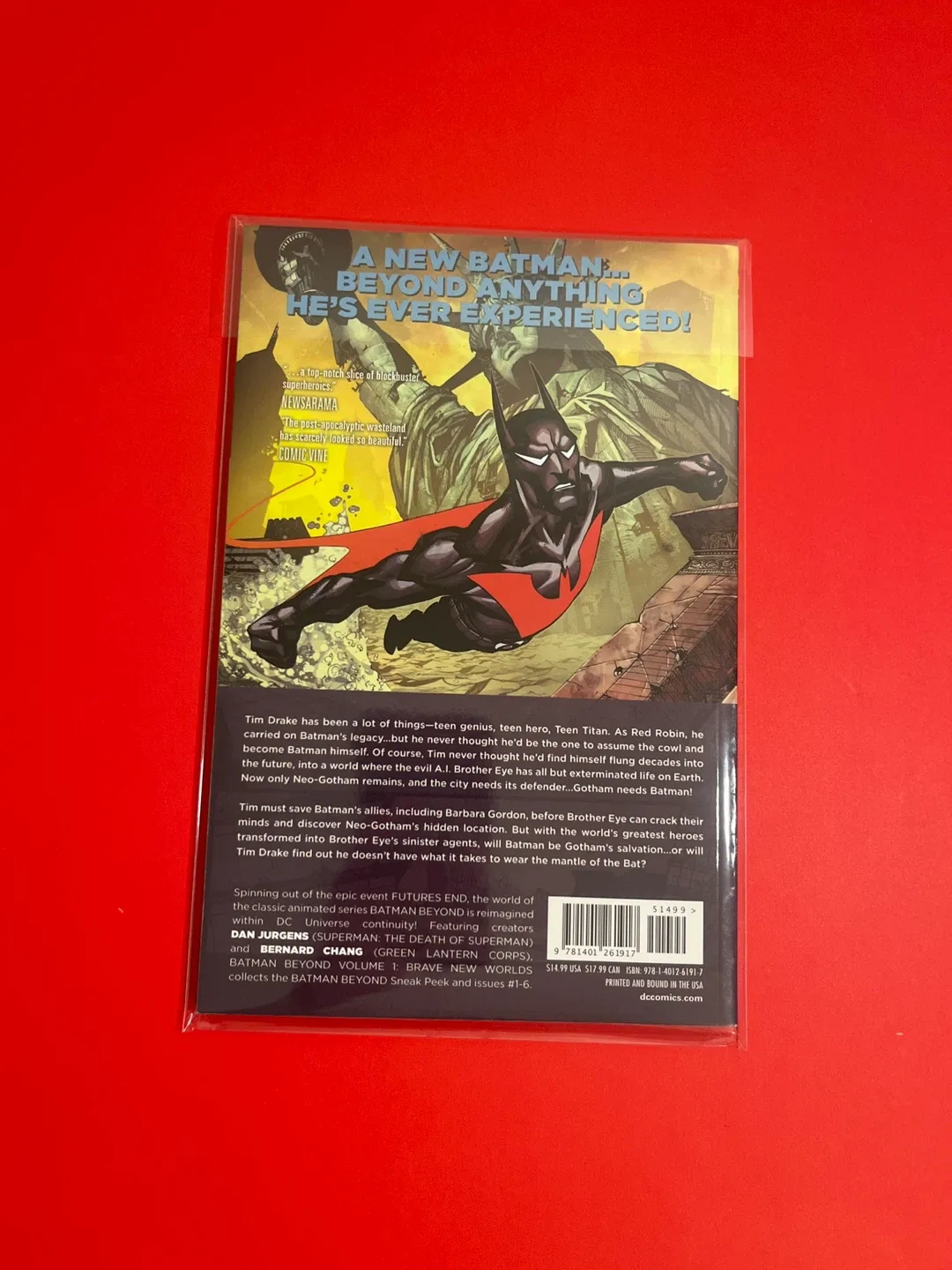 Batman Beyond Vol. 1 Brave New Worlds image indicator(2)