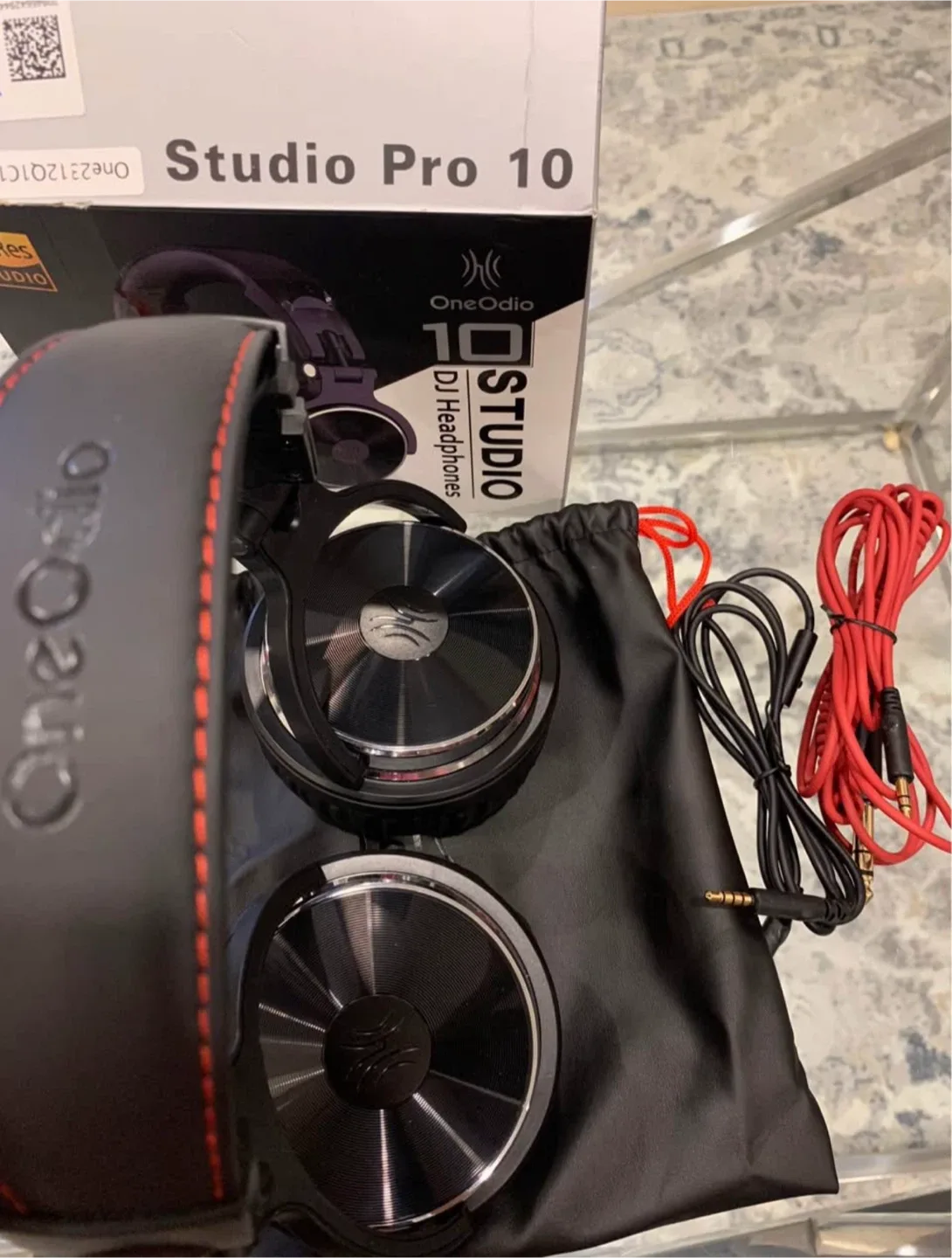 OneOdio Studio Pro 10 DJ Headphones - Like New! image indicator(8)