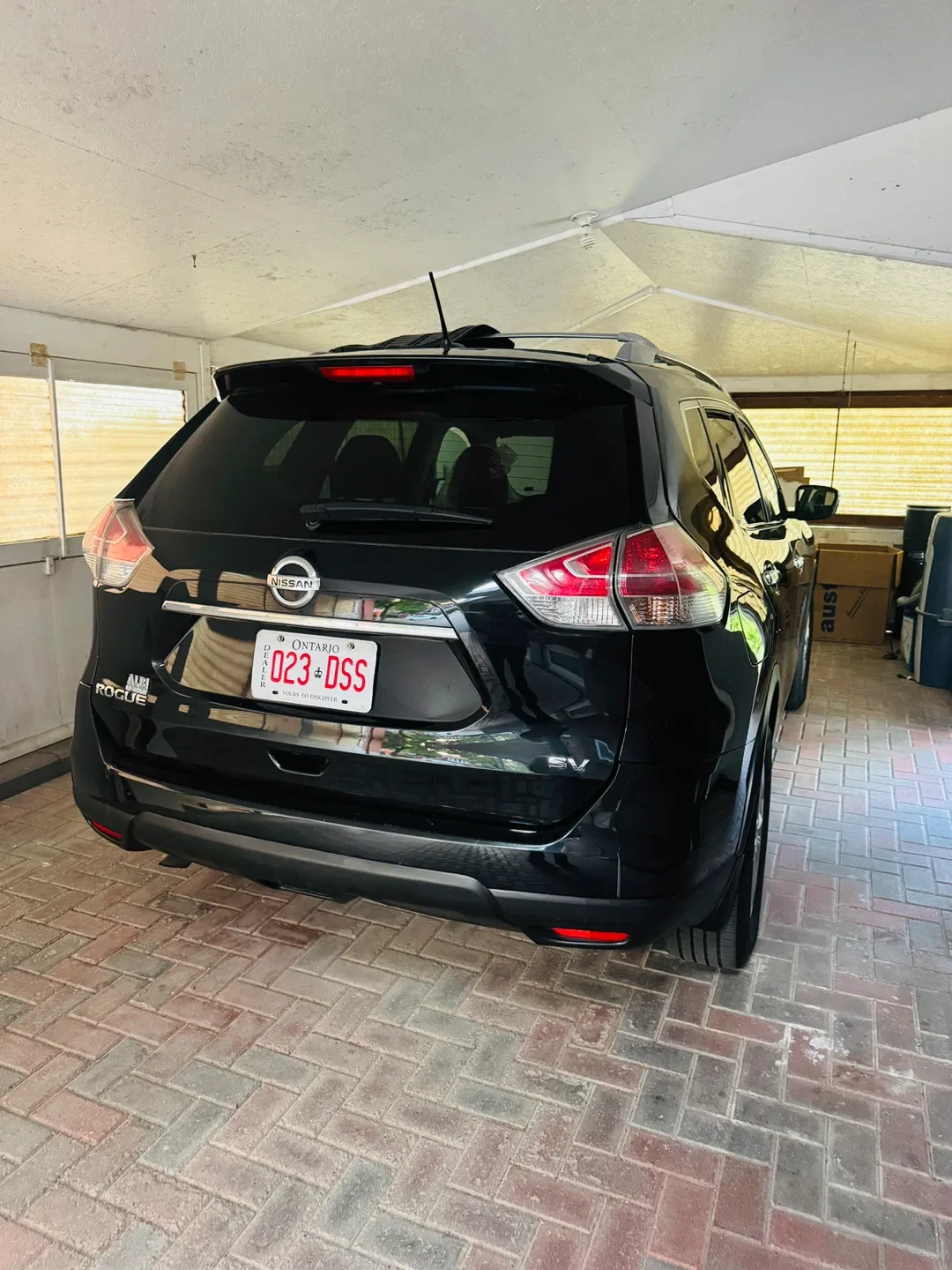 2016 Nissan Rogue SV - Great Condition! image indicator(5)