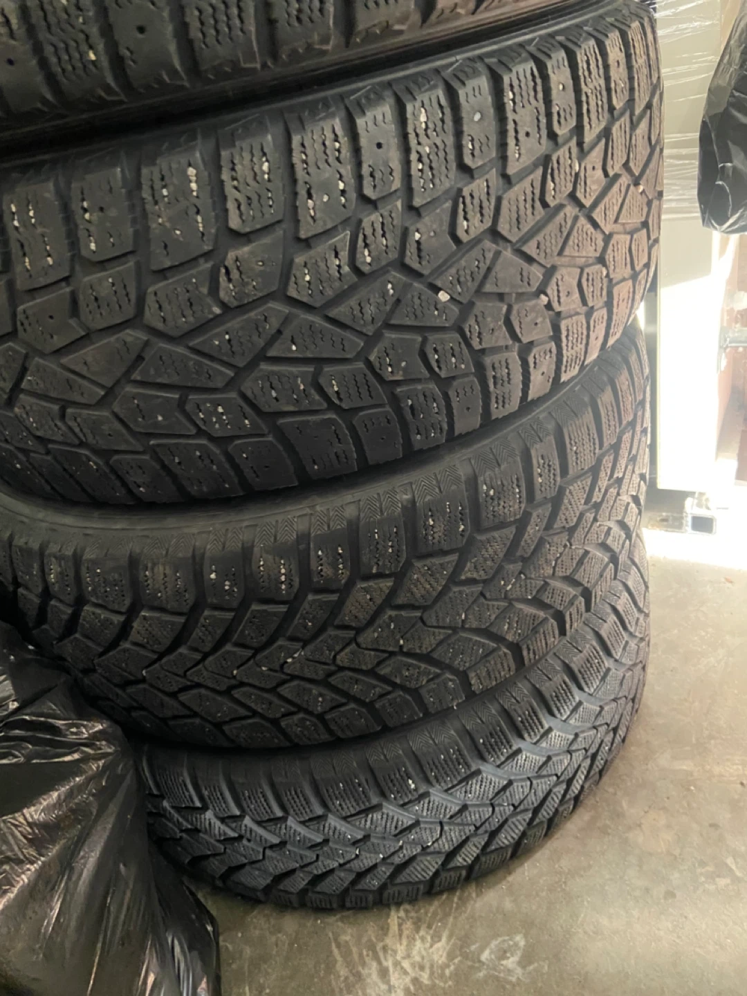 Sumitomo Winter Tires - 235/55R17 - photo 3