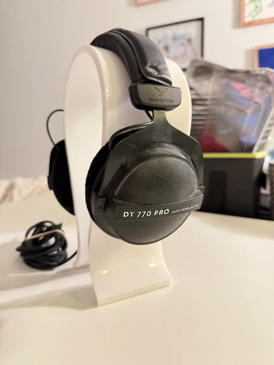 Beyerdynamic DT 770 PRO Limited Edition 80 Ohm Headphones image indicator(2)