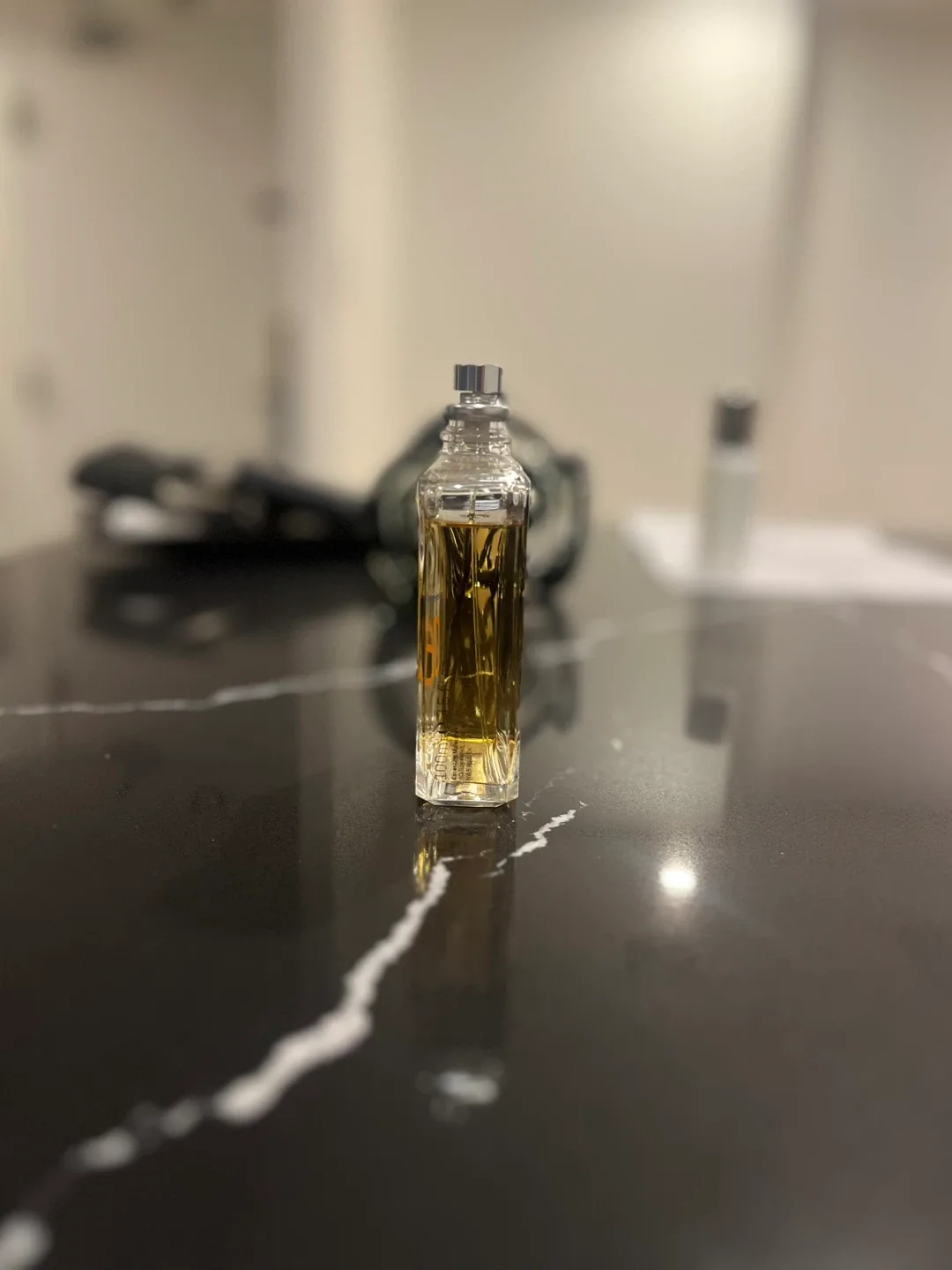 Escentric Molecules Molecule 05 Eau de Toilette image indicator(3)