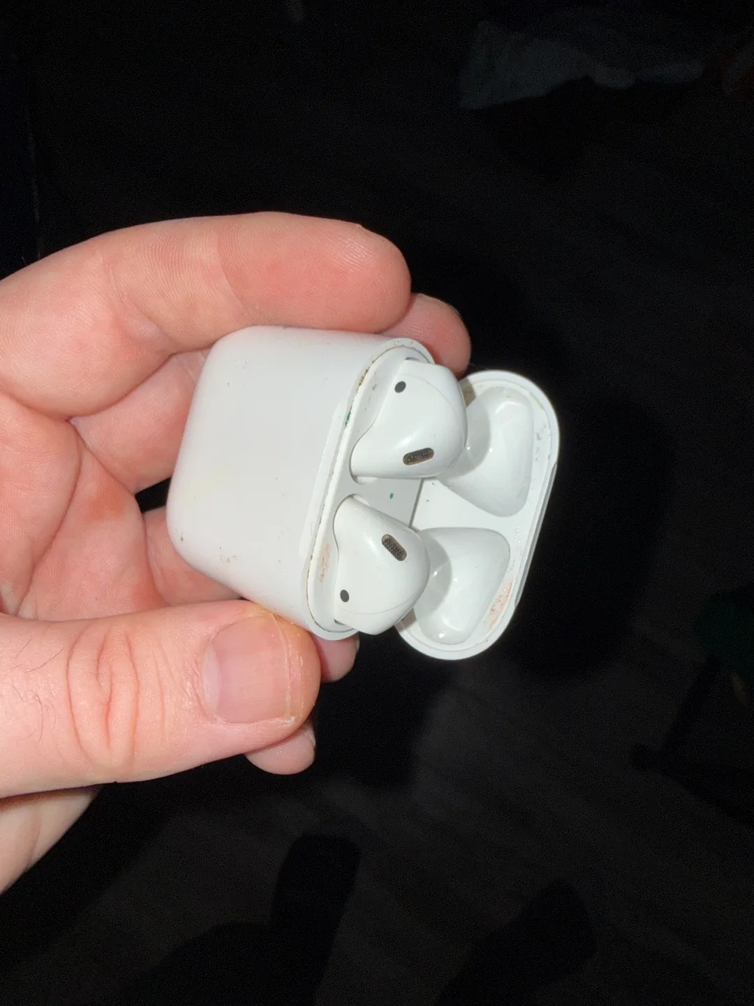 Used Apple AirPods with Charging Case thumbnail